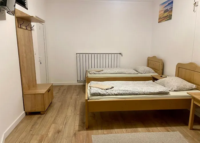 Airport Jazmin Guesthouse