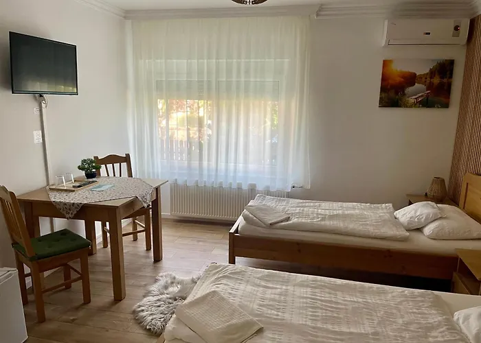 Airport Jazmin Guesthouse